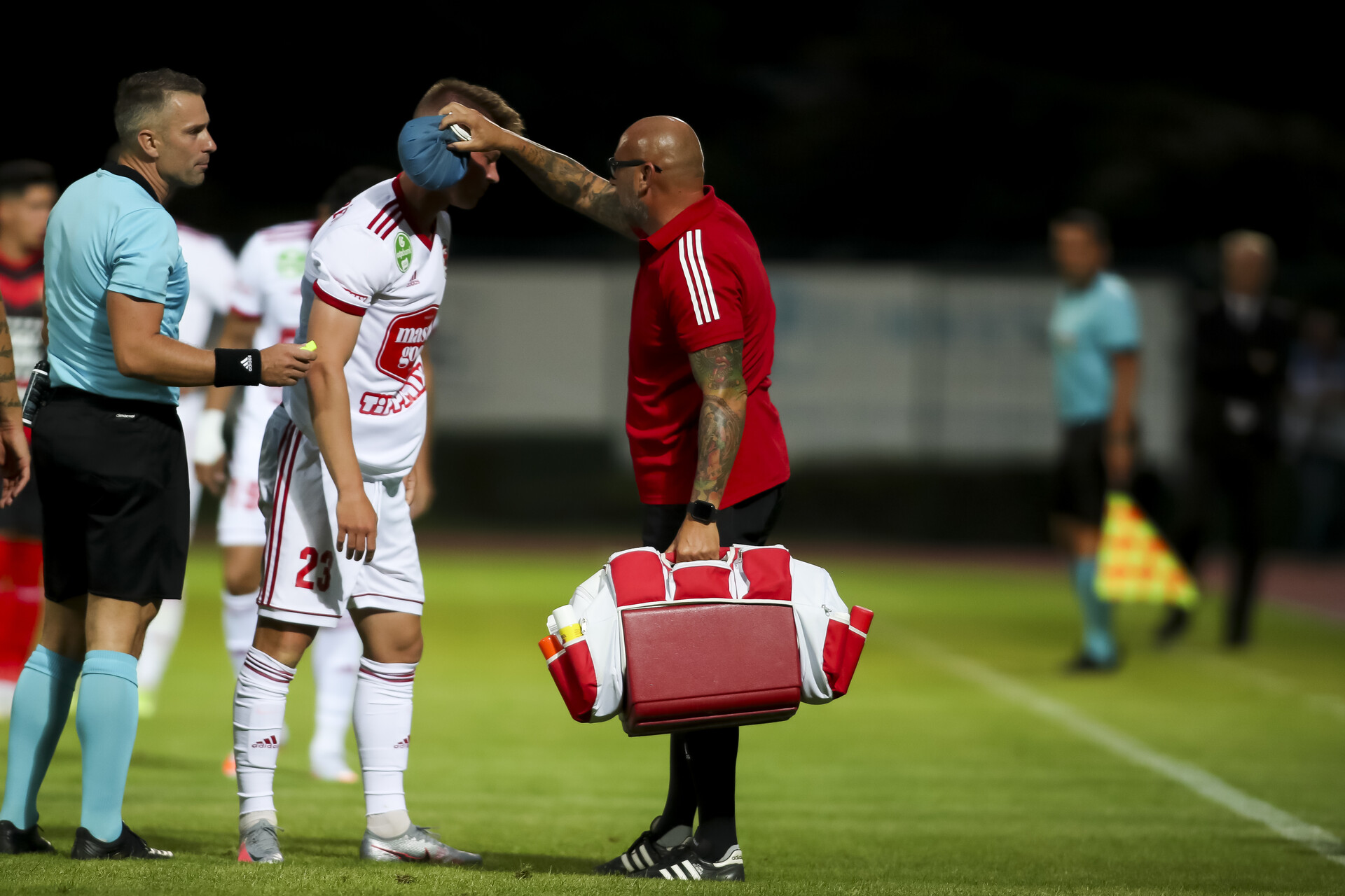 Átalakul a csapatorvosi képzés